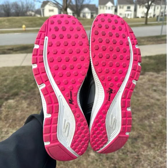 Skechers‎ GOrun Consistent Women's Athletic Shoes Size 11 Black/Pink - Picture 8 of 11